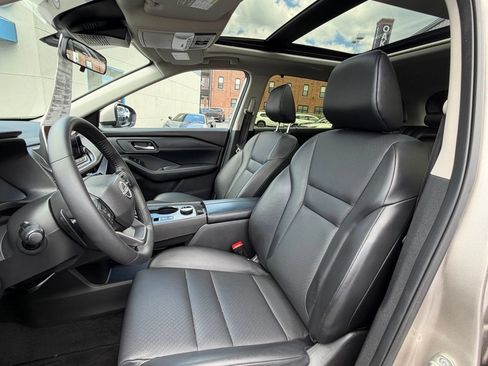 Used 2026 Nissan Rogue SV w/ SV Premium Package AWD/4WD image 18