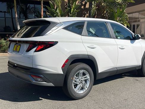 New 2026 Hyundai Tucson SE image 7