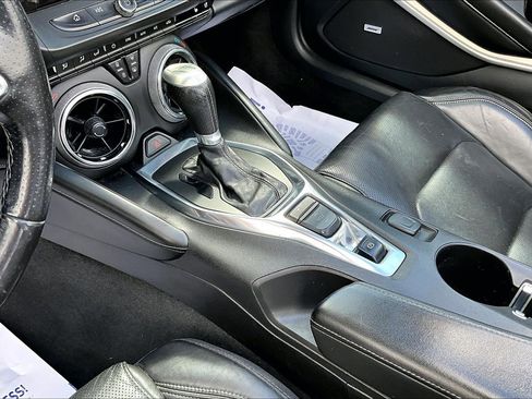 Used 2017 Chevrolet Camaro SS RWD image 15
