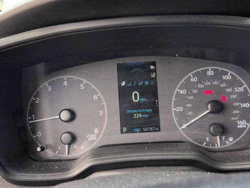 Used 2024 Toyota Corolla LE image 29