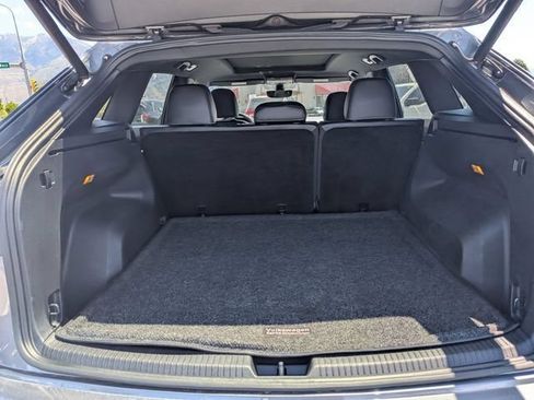 Used 2020 Volkswagen Atlas Cross Sport SEL FWD image 28