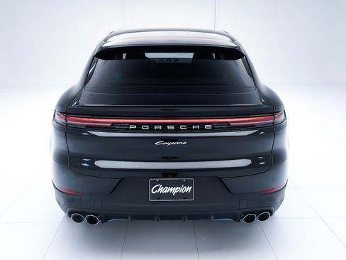 New 2026 Porsche Cayenne Coupe image 10