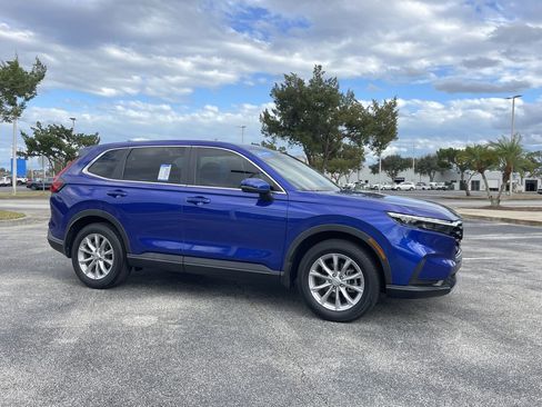 Used 2023 Honda CR-V EX image 2