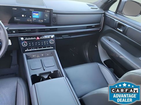 Used 2025 Hyundai Santa Fe Calligraphy image 23