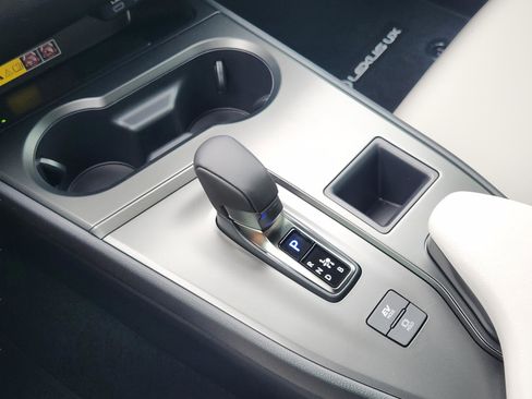 New 2026 Lexus UX 300h FWD image 11