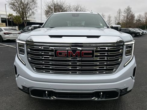 Used 2026 GMC Sierra 1500 Denali image 3