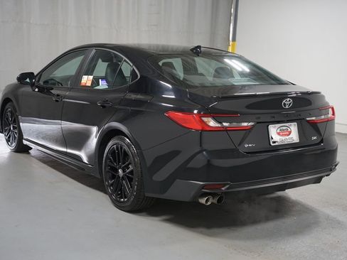 Certified 2025 Toyota Camry SE image 6