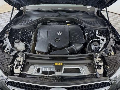 Used 2025 Mercedes-Benz GLC 300 image 28