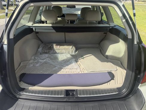 Used 2007 Subaru Outback 3.0R L.L. Bean AWD/4WD image 10