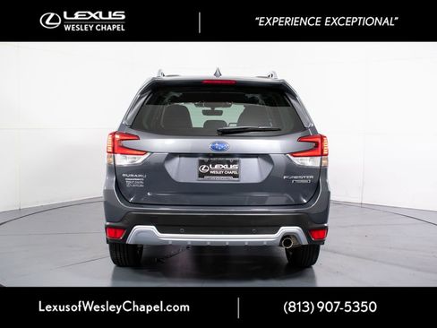Used 2022 Subaru Forester Touring AWD/4WD image 7