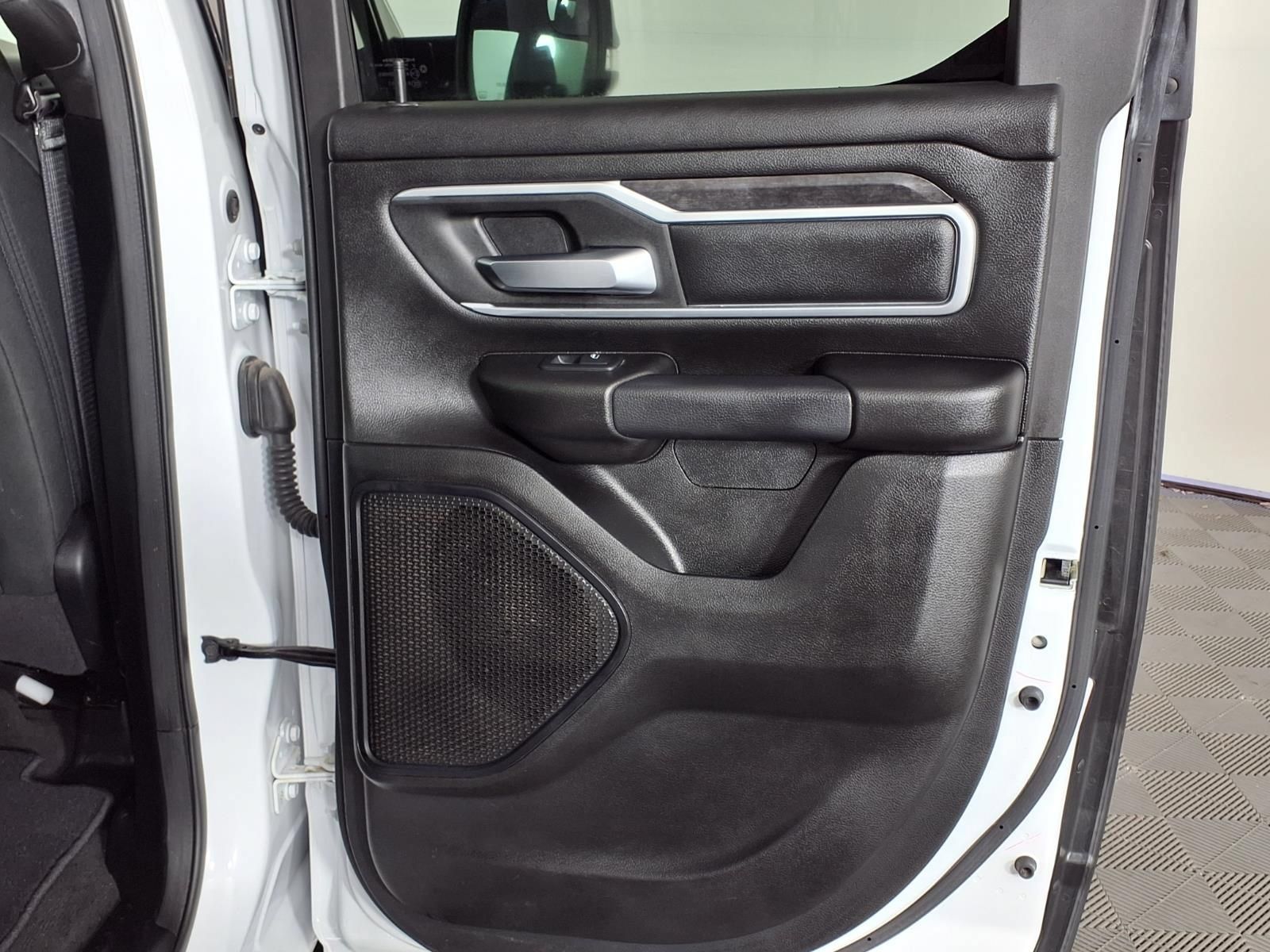Used 2022 RAM 1500 Big Horn AWD/4WD image 10