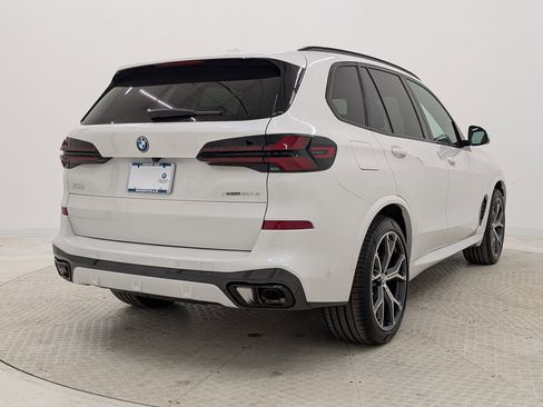 New 2026 BMW X5 xDrive50e w/ M Sport Package AWD/4WD image 9