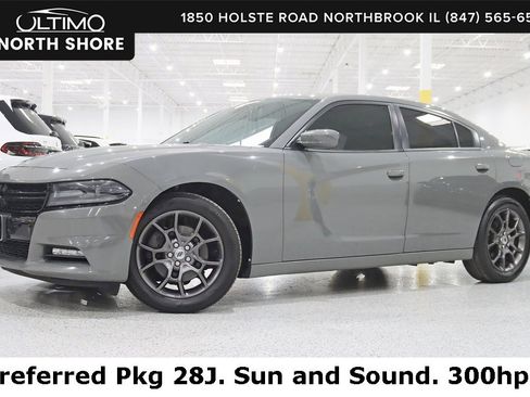 Used 2018 Dodge Charger GT image 1
