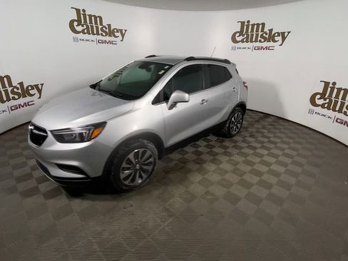 Certified 2022 Buick Encore Preferred w/ Safety Package image 4