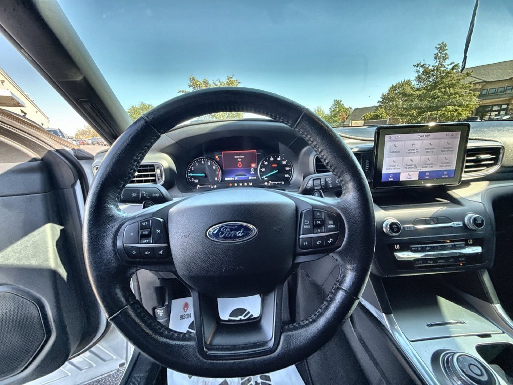 Used 2020 Ford Explorer XLT w/ Equipment Group 202A RWD image 17