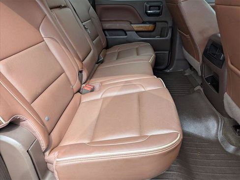 Used 2018 Chevrolet Silverado 1500 High Country AWD/4WD image 18