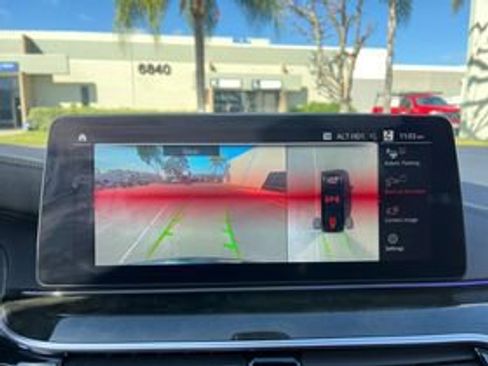 Used 2023 BMW M550i xDrive w/ Parking Assistance Package image 14