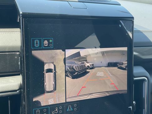 New 2026 GMC Yukon XL Elevation RWD image 12