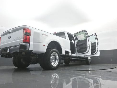 New 2026 Ford F450 Lariat image 44