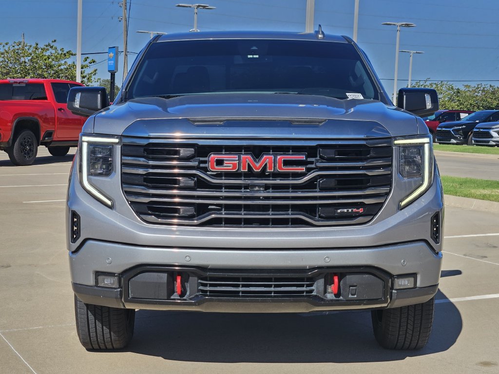Used 2023 GMC Sierra 1500 AT4 w/ AT4 Premium Package AWD/4WD image 2