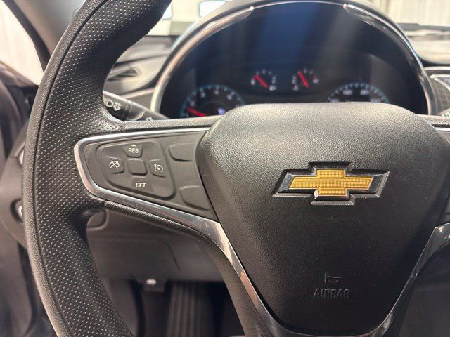 Used 2020 Chevrolet Malibu LT FWD image 14