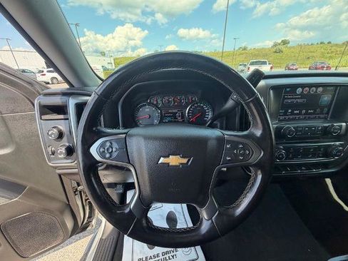 Used 2019 Chevrolet Silverado 1500 LT AWD/4WD image 30