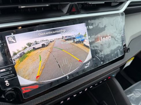 New 2026 Jeep Cherokee Limited image 21