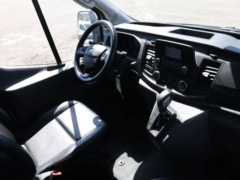 Used 2022 Ford Transit 350 DRW RWD image 11