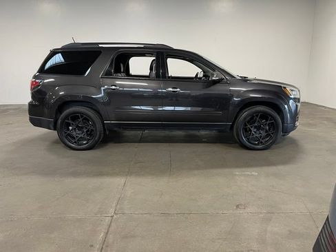 Used 2017 GMC Acadia Limited SLT FWD image 2