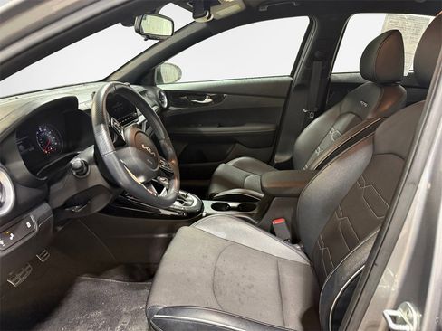 Certified 2023 Kia Forte GT-Line image 12
