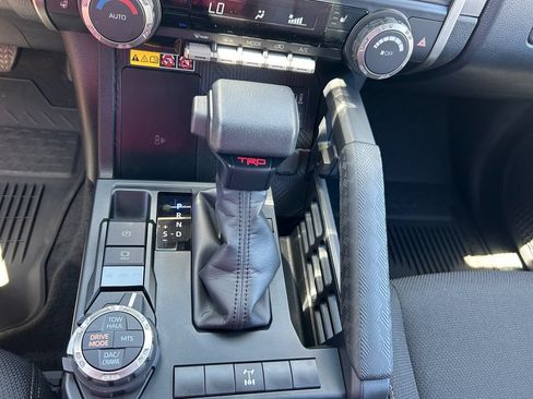 Certified 2025 Toyota 4Runner 4WD image 15