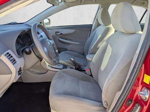 Used 2010 Toyota Corolla LE image 14