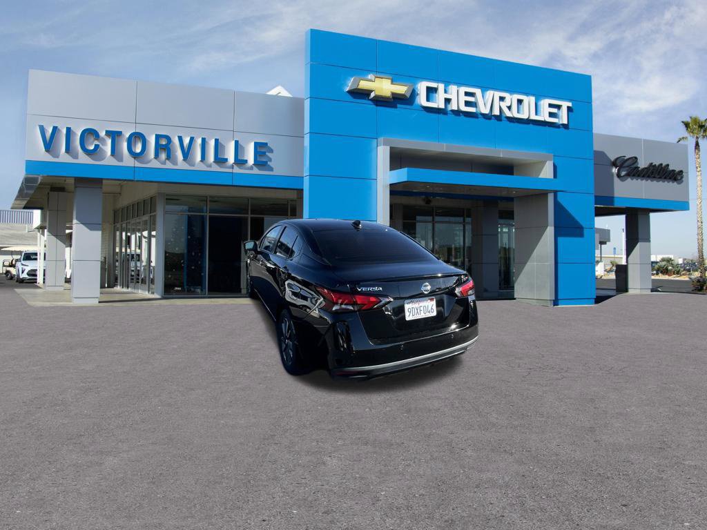 Used 2022 Nissan Versa SV w/ Trunk Package FWD image 8