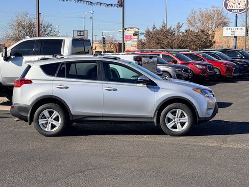 Used 2013 Toyota RAV4 XLE image 39