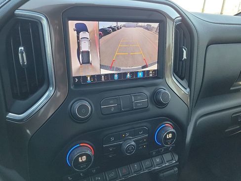 Used 2023 Chevrolet Silverado 3500 High Country image 14