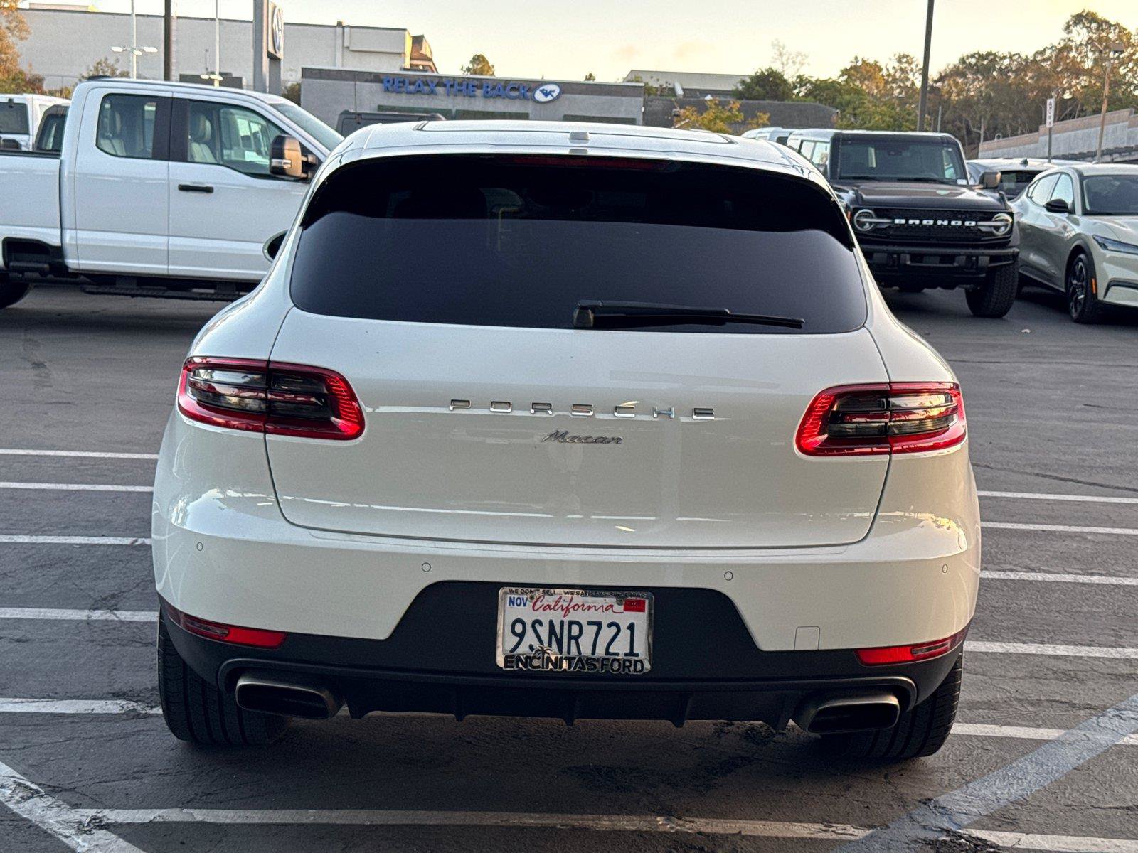 Used 2018 Porsche Macan AWD/4WD image 12