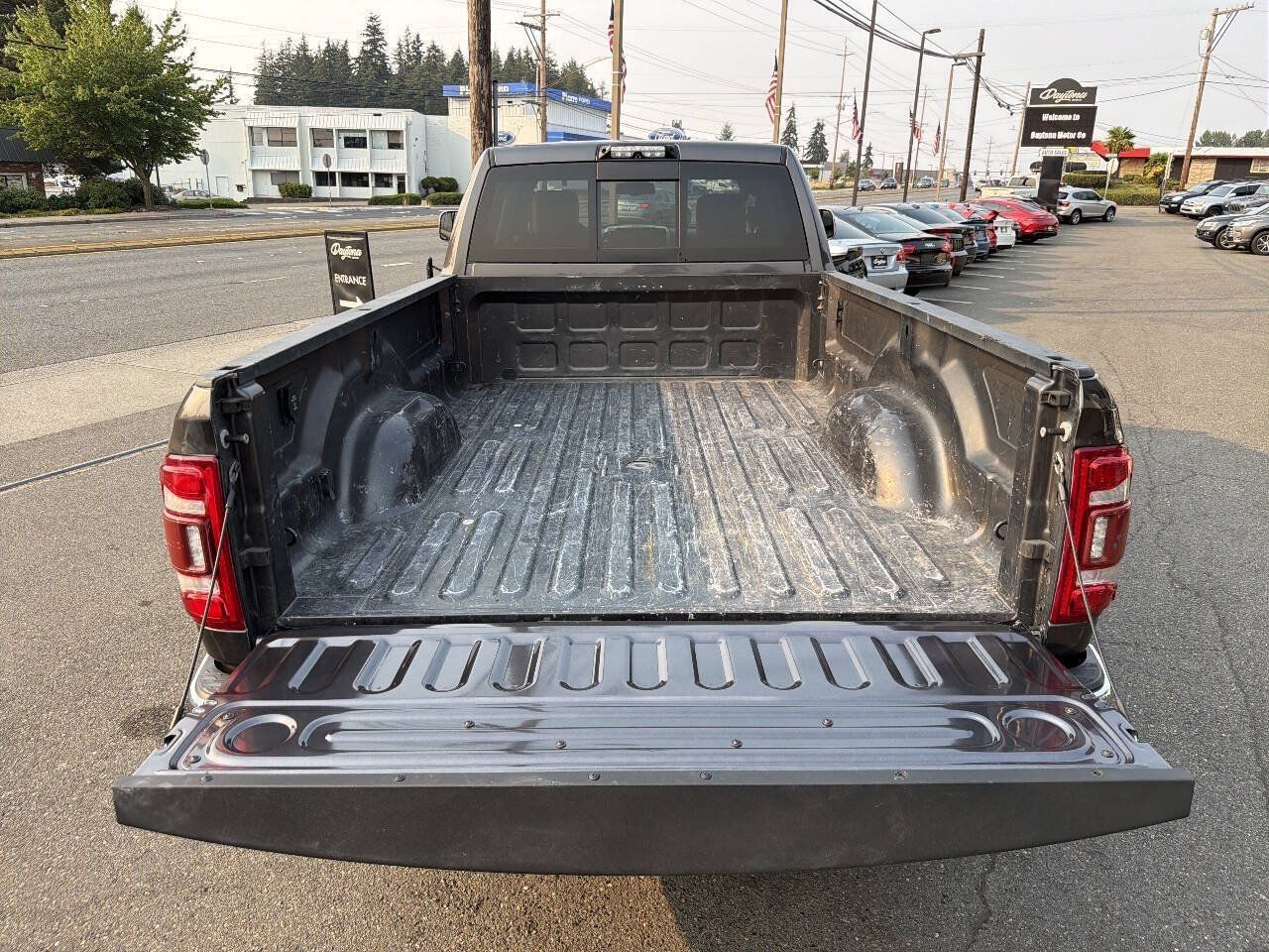 Used 2021 RAM 3500 Laramie AWD/4WD image 9