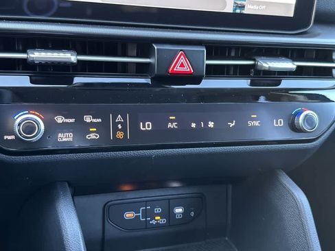 Used 2026 Kia Sportage SX FWD image 20