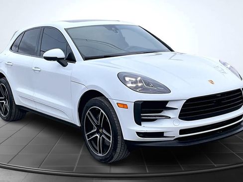 Used 2020 Porsche Macan S image 22