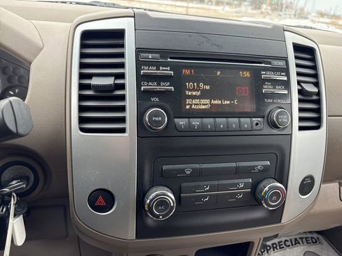 Used 2013 Nissan Frontier SV image 30