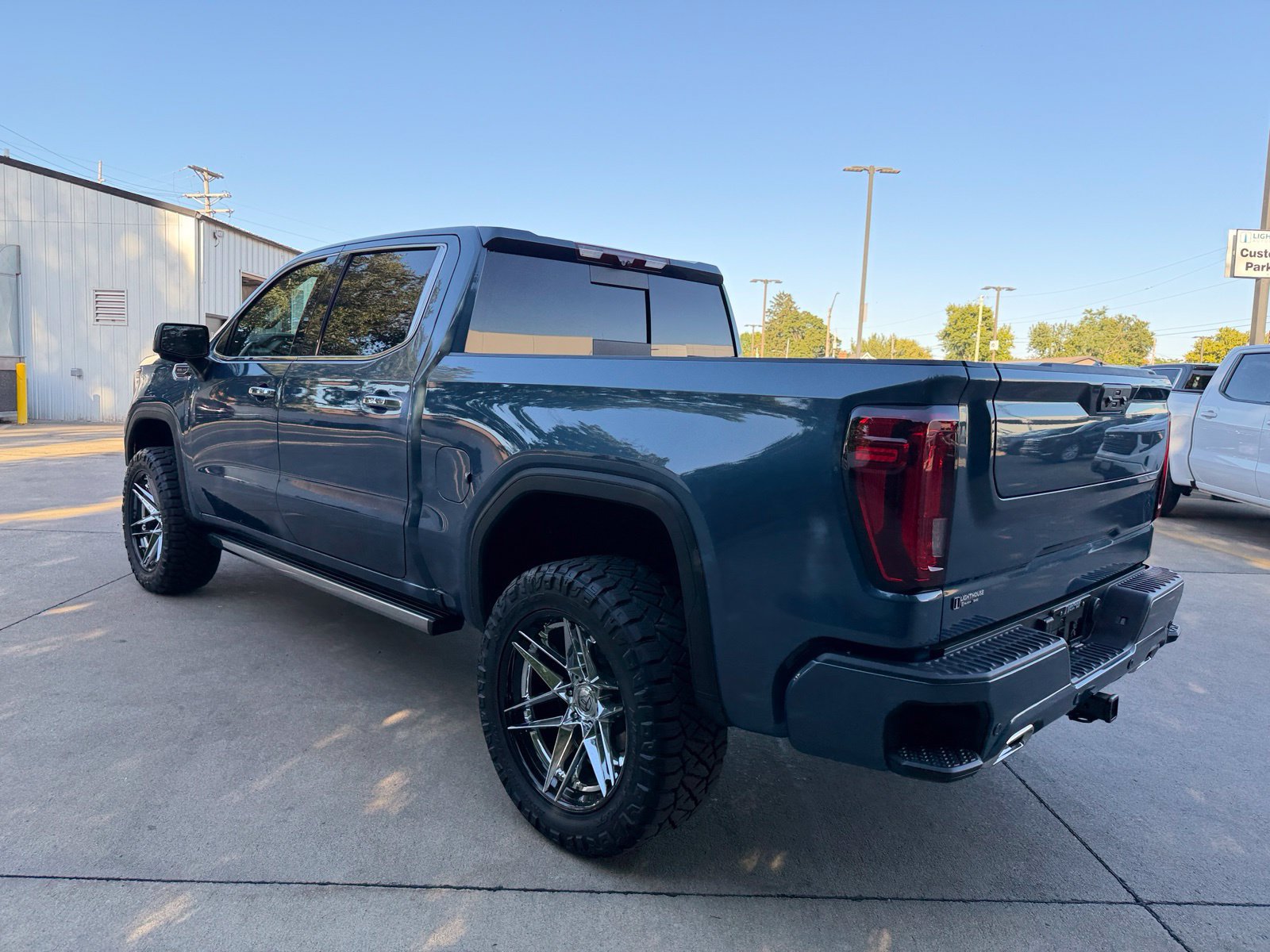 Used 2025 GMC Sierra 1500 Denali AWD/4WD image 29