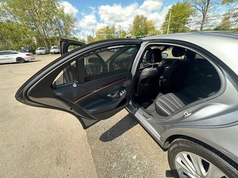 Used 2015 Mercedes-Benz S 550 4MATIC Sedan image 24