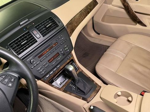 Used 2010 BMW X3 xDrive30i image 29