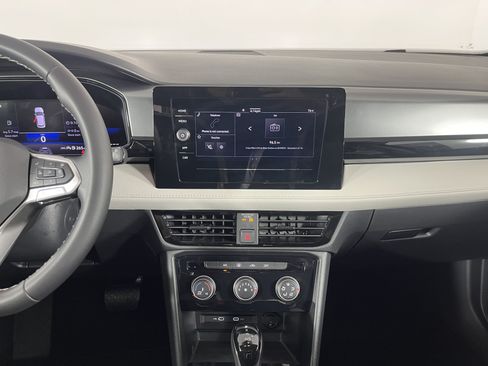 Certified 2025 Volkswagen Taos S FWD image 14