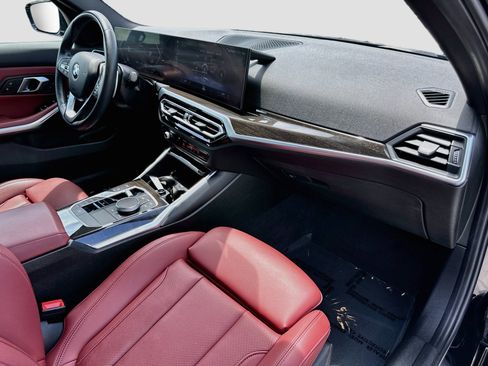 Certified 2024 BMW 330i Sedan w/ Convenience Package RWD image 30