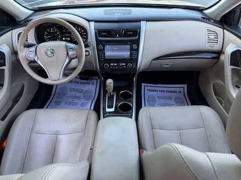 Used 2015 Nissan Altima 2.5 SL w/ Technology Package FWD image 14