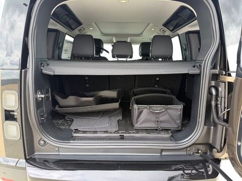 New 2026 Land Rover Defender 110 S AWD/4WD image 18