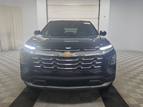 Used 2026 Chevrolet Equinox LT FWD image 3