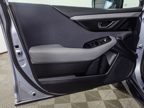 Used 2025 Subaru Outback Premium image 34