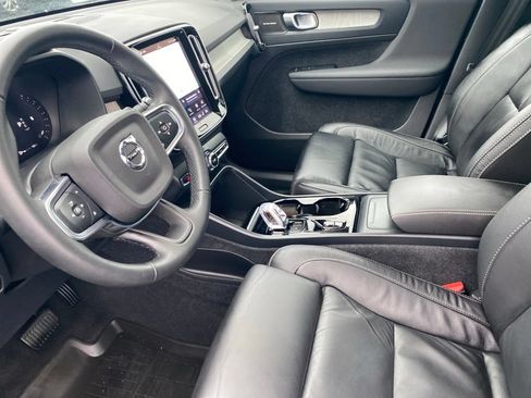 Used 2023 Volvo XC40 B5 Ultimate AWD/4WD image 18